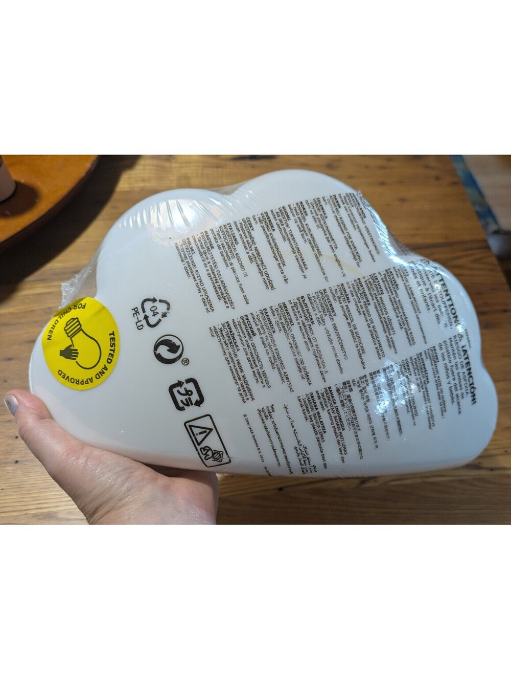 Brand New Ikea LED Cloud Shaped Wall Light / Lamp, UPPLYST
